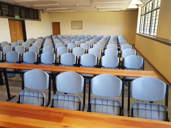 Seating 10
