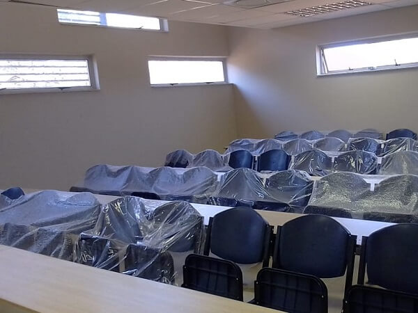 Seating 4